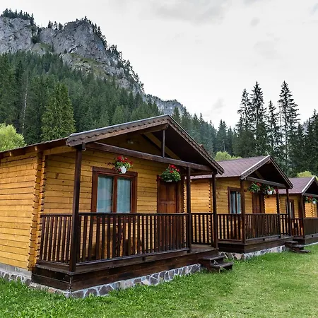 Casutele Suhardul Mic Cabană Lacul Roşu